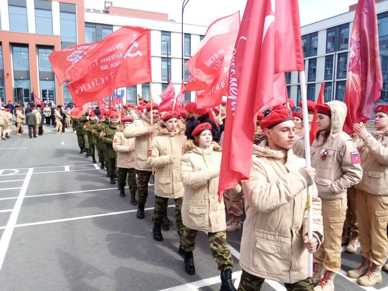 Укажите подпись к картинке.